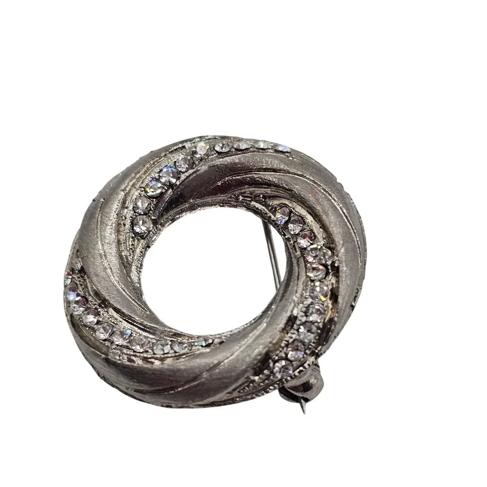 Abstract Ribbon Teardrop and Circle Brooch Silver Tone Openwork Sculptural 2pc